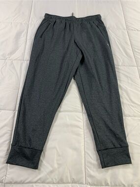 Pre loved EDDIE BAUER pants men’s size L